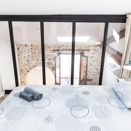 Au coeur du vieil Antibes et à 2 pas de la mer... Appartamento Esterno foto